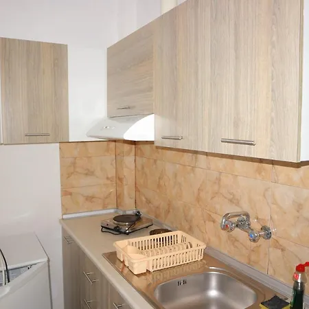 Edelweiss Studios Apartment *
